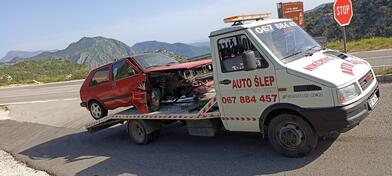 Towing service - Roadside assistance