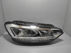 Right headlight for Volkswagen - Touran    - 2015