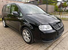 Volkswagen - Touran - 2.0 TDI