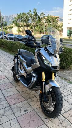 Honda - X-adv