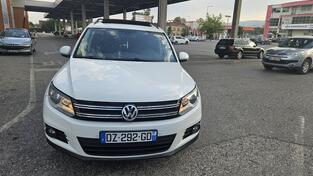 Volkswagen - Tiguan - 2.0 tdi