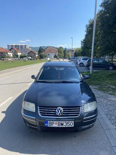 Volkswagen - Passat