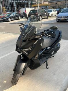 Yamaha - tech max x max 300