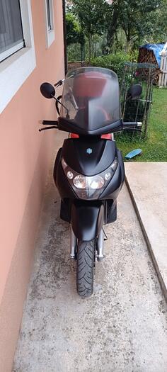 Piaggio - Beverly 250