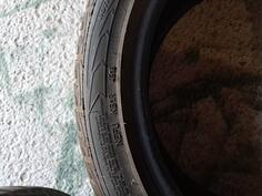 GoodYear - Goodyear ultra grip - Winter tire