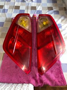 Both brake lights for Cars - Universal