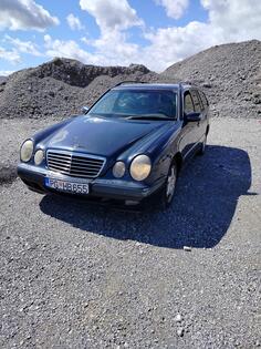 Mercedes Benz - E 270 - E 270 cdi