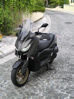 Yamaha - XMAX