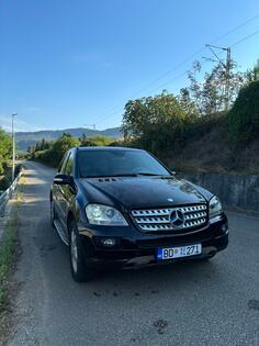 Mercedes Benz - ML 320 - 3200