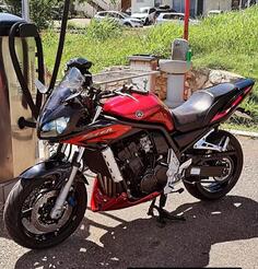 Yamaha - FZS 1000 S