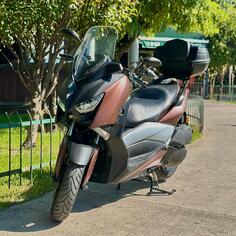 Yamaha - X-MAX