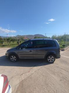 Volkswagen - Touran - 2.0