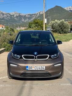 BMW - i3