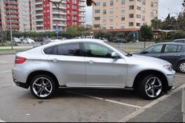 BMW - X6