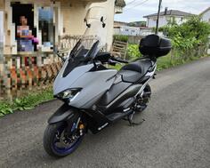 Yamaha - T max 560