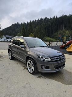 Volkswagen - Tiguan - R line - 4 Motion