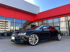 Audi - S5 - Coupe 4.2 V8 Quattro