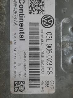 Kompjuteri (ECU) za Volkswagen - Passat    - 2013