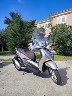 Piaggio - Beverly 300