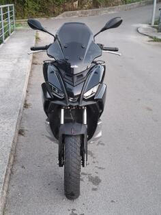 Aprilia - SR GT 200