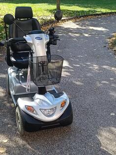 CF Moto - ELEKTRIČNA INVALIDSKA KOLICA INVACARE-COMET 400XL