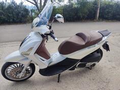 Piaggio - BEVERLY 300 IE