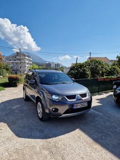 Mitsubishi - Outlander - 2.0