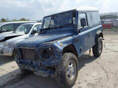 Land Rover - Defender 2.5 TDI in parts