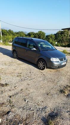 Volkswagen - Touran - 2,0 TDI, 1 bregasta