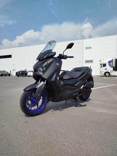 Yamaha - X-MAX 300