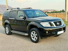 Nissan - Pathfinder - 2.5