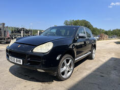 U djelovima Porsche - Cayenne 3.2