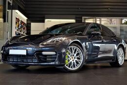 Porsche - Panamera