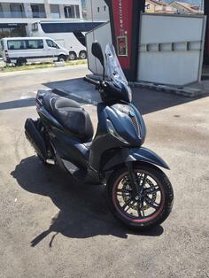 Piaggio - Beverly 400 Sport