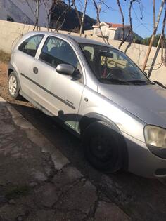 Opel - Corsa - 1100