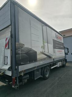 Kamioni u djelovima