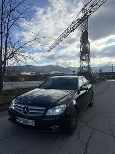 Mercedes Benz - C 200