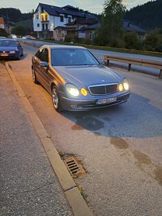 Mercedes Benz - E 220 - W211