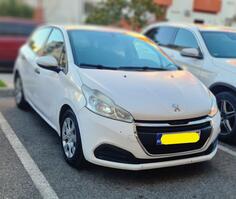 Peugeot - 208 - 1.6 HDI BLUE