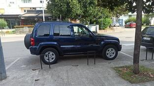 Jeep - Liberty - 2.8 crd