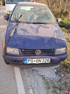 Volkswagen - Polo - 1.0