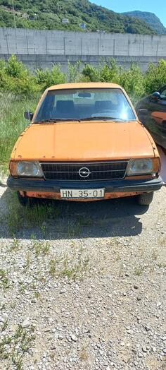 Opel - Ascona - 1.9 S