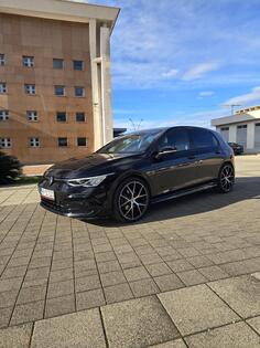 Volkswagen - Golf 8 - 2.0 TDI R Line