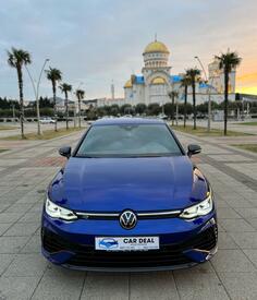 Volkswagen - Golf 8 - R Perfomance