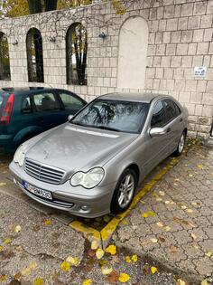 Mercedes Benz - C 200 - c200