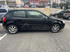 Volkswagen - Golf 5 - 1.4