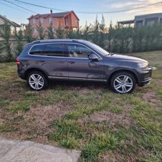 Volkswagen - Touareg - 3.0tdi