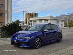 Volkswagen - Golf 8 - PERFOMANSE