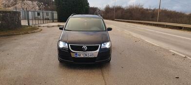 Volkswagen - Touran - 2.0 TDI