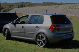 Volkswagen - Golf 5 - 2.0 TDI